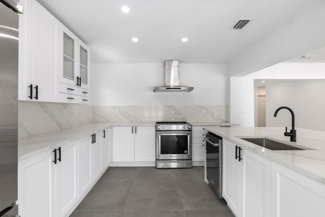 159 Iroquois Drive, Lower Matecumbe, FL 33036