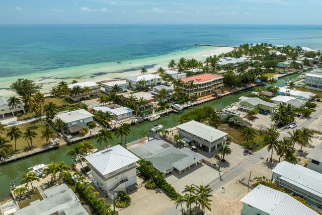 159 Iroquois Drive, Lower Matecumbe, FL 33036