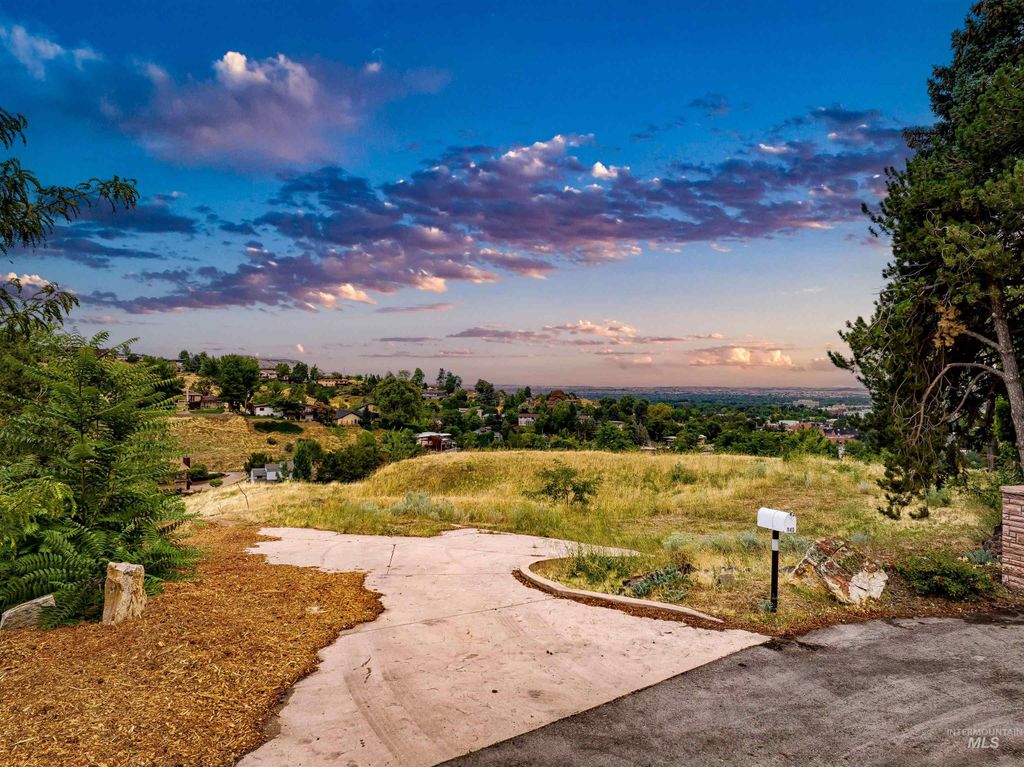 340 N Panorama Pl, Boise, ID 83702 photo 4