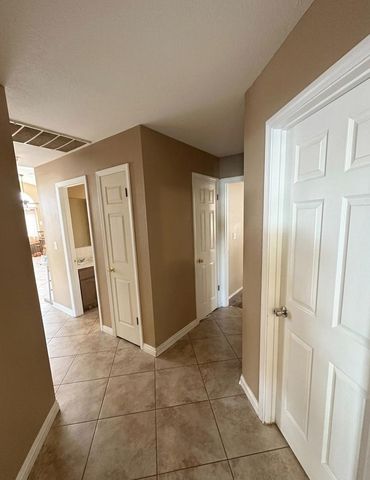 2469 N Bendel, Fresno, CA 93722