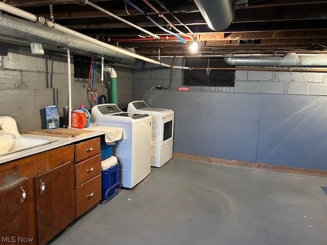 110 Railroad Street, Lagrange, OH 44050