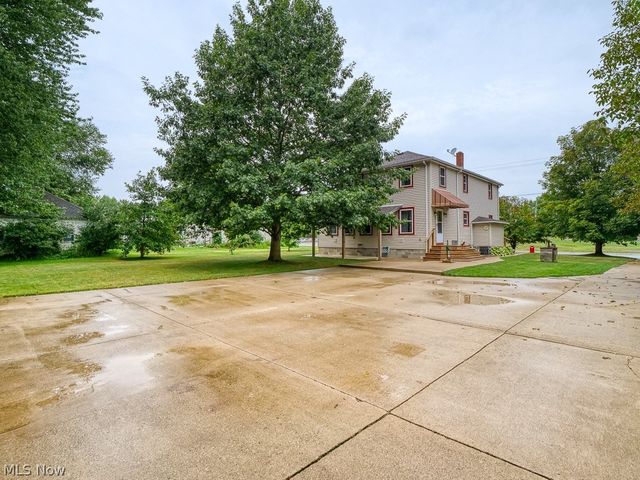 110 Railroad Street, Lagrange, OH 44050