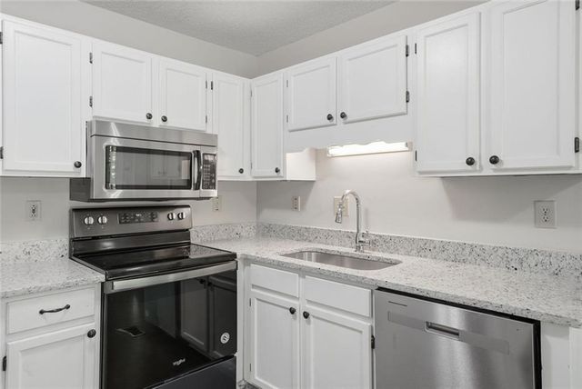3513 Robin Lane, Acworth, GA 30101