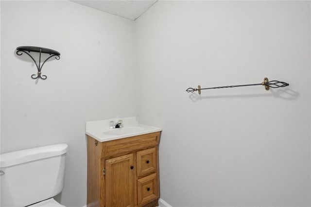 3513 Robin Lane, Acworth, GA 30101