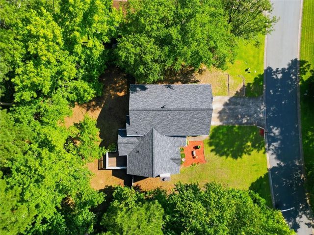 3513 Robin Lane, Acworth, GA 30101