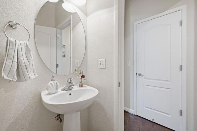 22859 Charing Street, Hayward, CA 94541