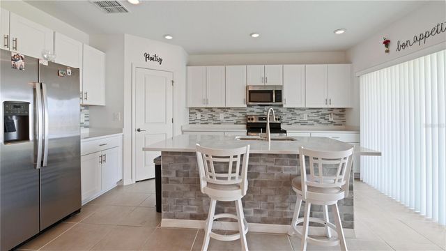 1020 CALICO POINTE CIRCLE, Groveland, FL 34736