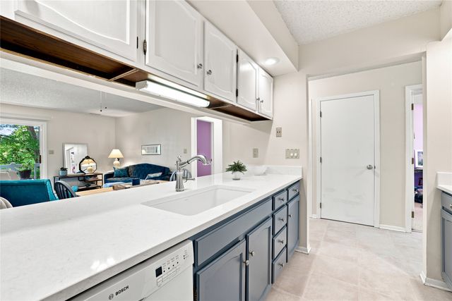 412 Faulkner Court, Ames, IA 50014