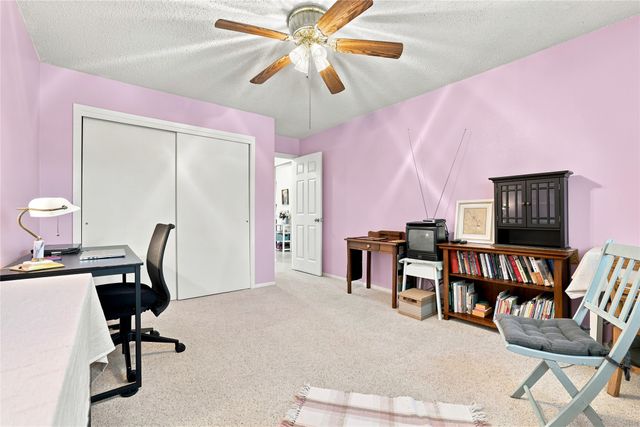 412 Faulkner Court, Ames, IA 50014