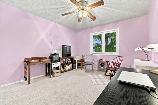 412 Faulkner Court, Ames, IA 50014