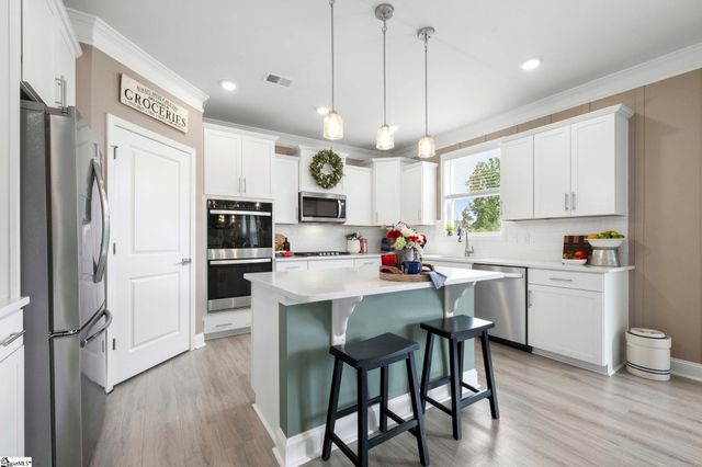 3038 Toliver Trail, Boiling Springs, SC 29316