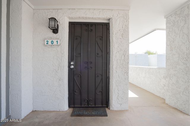 3314 N 68TH Street 201, Scottsdale, AZ 85251