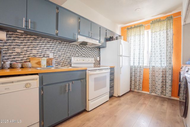 3314 N 68TH Street 201, Scottsdale, AZ 85251