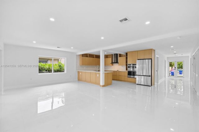 2940 SW 12th St, Miami, FL 33135