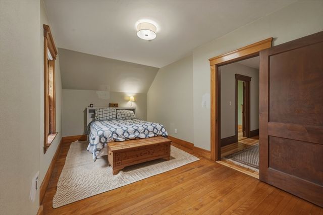 2 Biltmore Rd, Worcester, MA 01602