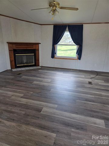 3911 Woodmont Court, Lenoir, NC 28645