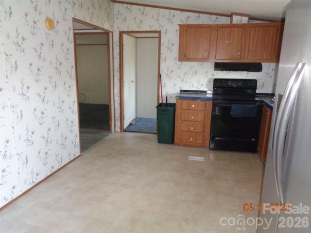 3911 Woodmont Court, Lenoir, NC 28645