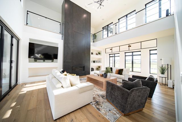 1347 Tucker Cemetery Rd, Mountain Home, AR 72653