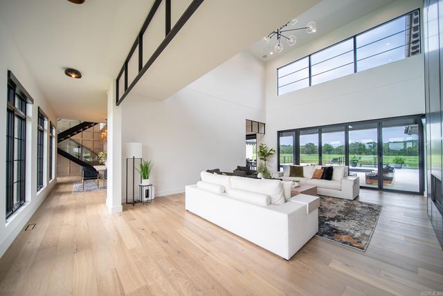 1347 Tucker Cemetery Rd, Mountain Home, AR 72653