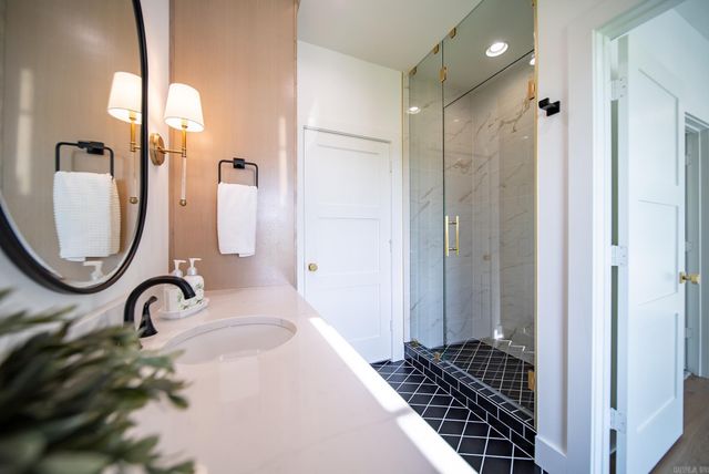 1347 Tucker Cemetery Rd, Mountain Home, AR 72653