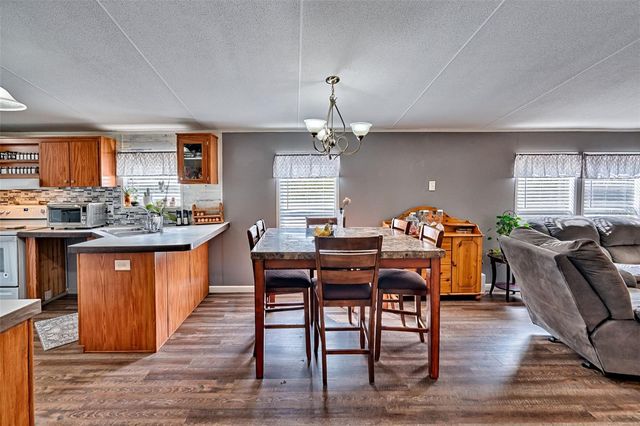 664 NE 748TH AVENUE, Old Town, FL 32680