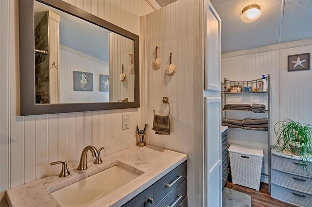 664 NE 748TH AVENUE, Old Town, FL 32680