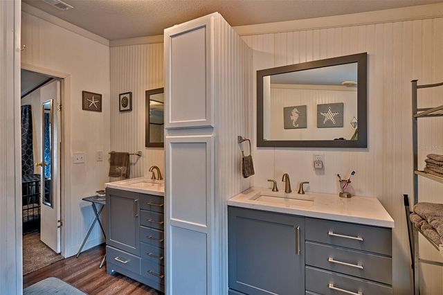 664 NE 748TH AVENUE, Old Town, FL 32680