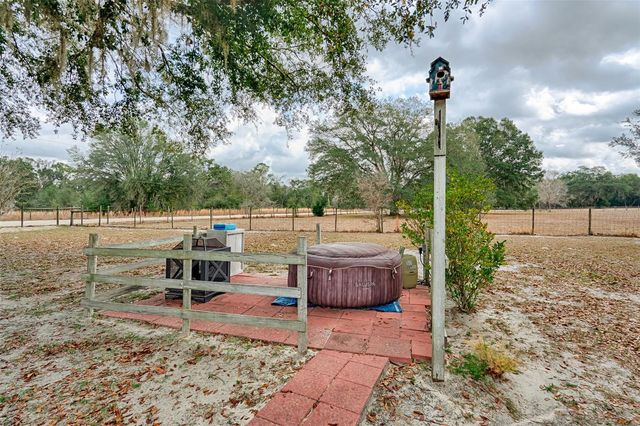 664 NE 748TH AVENUE, Old Town, FL 32680