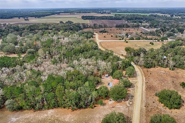 664 NE 748TH AVENUE, Old Town, FL 32680