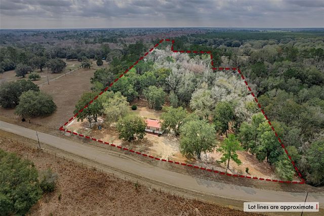 664 NE 748TH AVENUE, Old Town, FL 32680