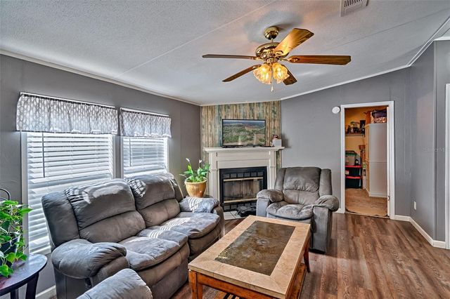 664 NE 748TH AVENUE, Old Town, FL 32680