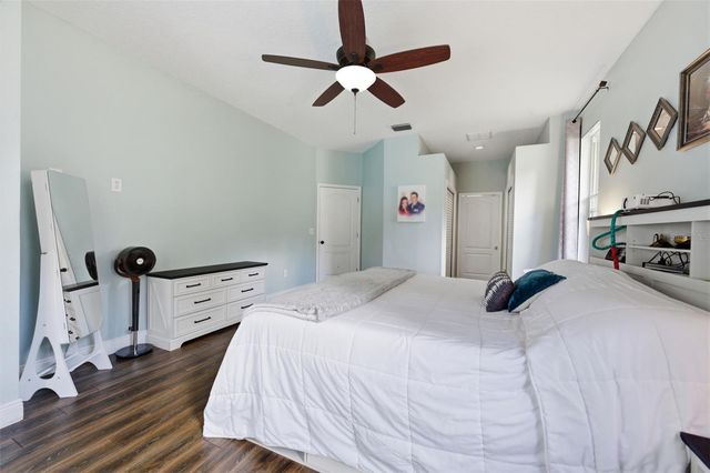 2511 VINY COURT, Tampa, FL 33618