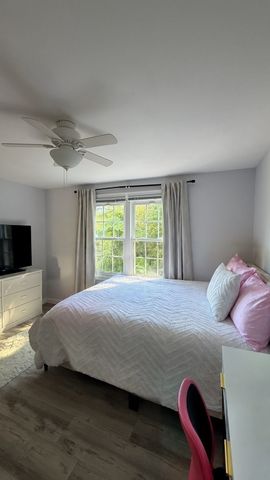 15 Rebecca Ln 15, Dracut, MA 01826