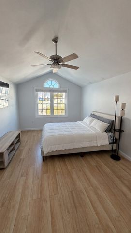 15 Rebecca Ln 15, Dracut, MA 01826