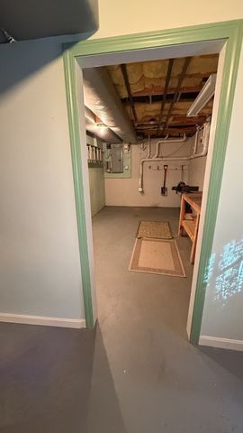 15 Rebecca Ln 15, Dracut, MA 01826
