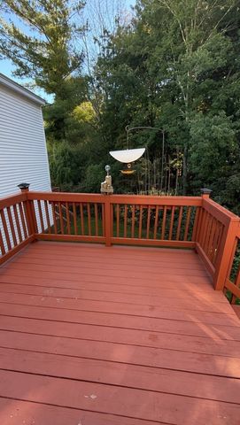 15 Rebecca Ln 15, Dracut, MA 01826