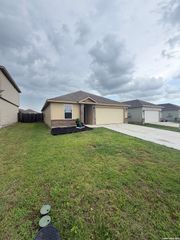 14616 STABLE SPGS, Elmendorf, TX 78112