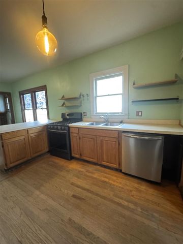 974 N Prospect Road, Ypsilanti, MI 48198