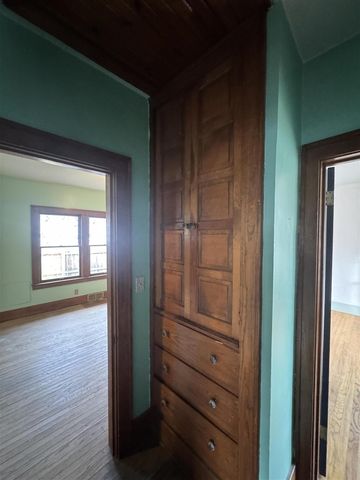 974 N Prospect Road, Ypsilanti, MI 48198