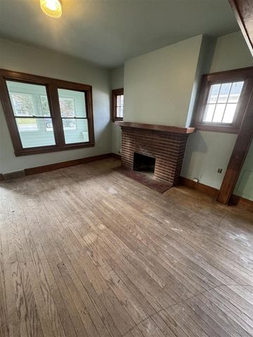 974 N Prospect Road, Ypsilanti, MI 48198