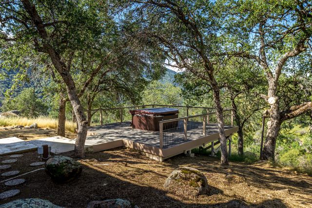 46798 Sequoia Court, Three Rivers, CA 93271