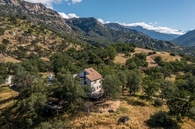 46798 Sequoia Court, Three Rivers, CA 93271