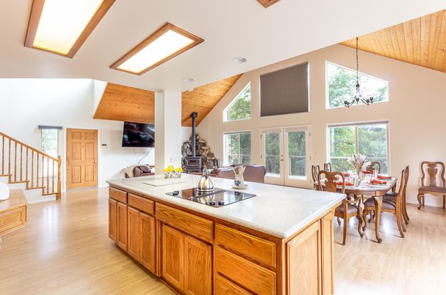 46798 Sequoia Court, Three Rivers, CA 93271