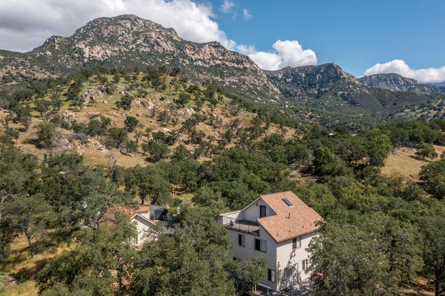 46798 Sequoia Court, Three Rivers, CA 93271