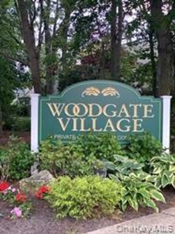 210 Springmeadow Drive C, Holbrook, NY 11741