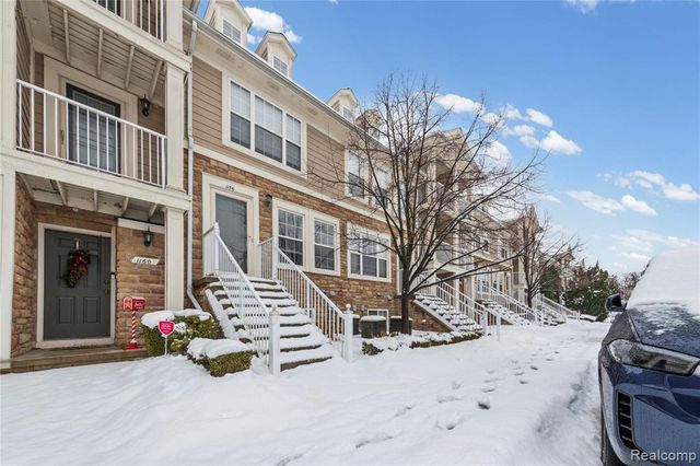 1156 Faulkner, Troy, MI 48083