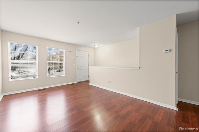 1156 Faulkner, Troy, MI 48083