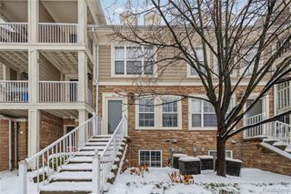 1156 Faulkner, Troy, MI 48083