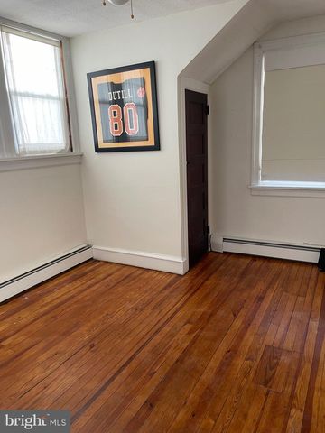 322 MCKINLEY AVE, Pitman, NJ 08071