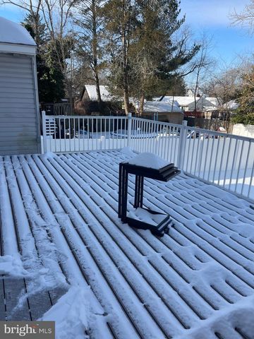 322 MCKINLEY AVE, Pitman, NJ 08071